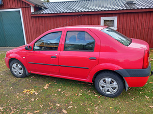 Dacia Logan (1 foto / 4)