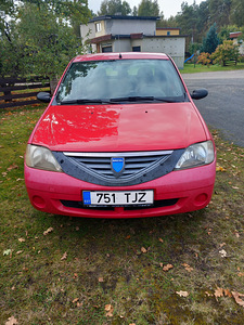 Dacia Logan (4 foto / 4)
