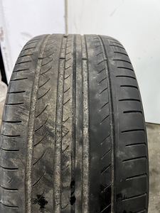 Pirelli suverehvid 225/40 R18 (4 foto / 4)