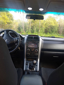 Suzuki grand vitara (5 foto / 7)