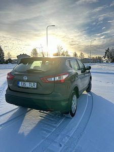 Nissan Qashqai 2015 1.6 120kw (4 foto / 9)