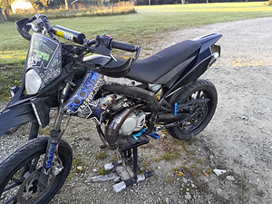 Gilera smt50 (3 foto / 10)