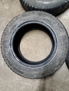 HIFLY kasutatud talverehvid 215/65R16 98H väga heas korras (5 foto / 10)