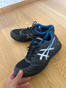 Asics gore tex tossud (1 foto / 4)