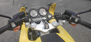Мотоцикл BMW K1200RS (8 фото из 10)