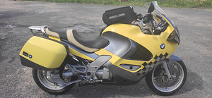Мотоцикл BMW K1200RS (9 фото из 10)