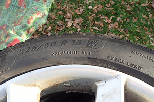 Talverehvid/naelrehvid velgedel, kasutatud 225/50 R18 (3 foto / 4)