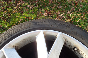 Talverehvid/naelrehvid velgedel, kasutatud 225/50 R18 (4 foto / 4)