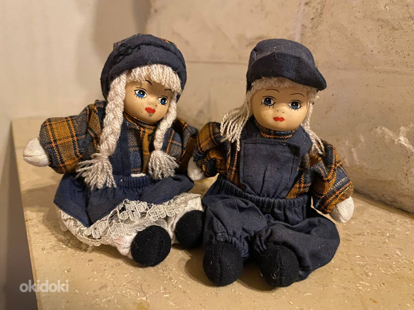 Винтажная пара кукол Hansel и Gretel с фарфоровыми головами и тканевыми телами