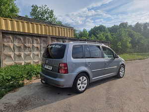 Vw touran (2 foto / 14)