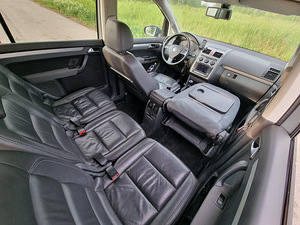 Vw touran (10 foto / 14)