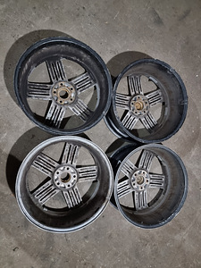 Литые диски R19x8 5x112 (6 фото из 10)