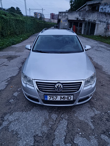 Passat B6 универсал (1 фото из 8)