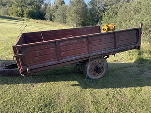 Traktori haagis (2 foto / 4)