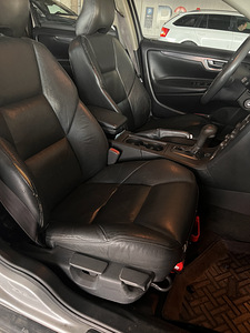 Volvo V70 2002 ATM (7 фото из 12)