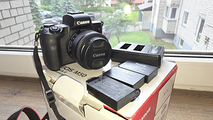 Canon m50 mark 2 (2 foto / 5)