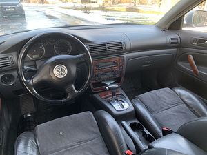 VW Passat 1.9 96kw 2005 (5 foto / 6)