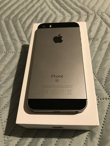iPhone SE 32GB Space Gray (2 foto / 7)