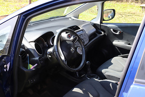 Honda Jazz, 1.4 73kW, bensiin, manuaal, 08/2009 (5 foto / 15)