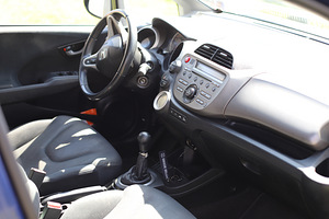 Honda Jazz, 1.4 73kW, bensiin, manuaal, 08/2009 (8 foto / 15)