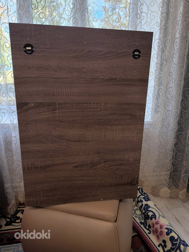 Продам подвесные прикроватные тумбочки.