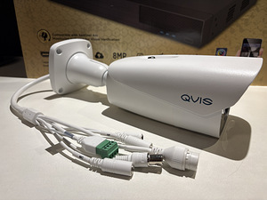 Valvekaamera QVIS MBULLETVIP4K3-VW-A (1 foto / 2)