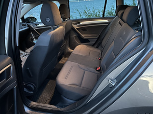 VOLKSWAGEN GOLF VARIANT (5 foto / 6)