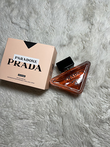 Prada paradoxe intense parfüümvesi naistele 90ml (1 foto / 4)