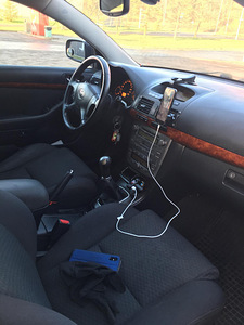 1.6 CC Toyota Avensis (8 foto / 10)