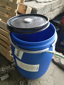 Бочка 200L, Б/У, (2 фото из 2)