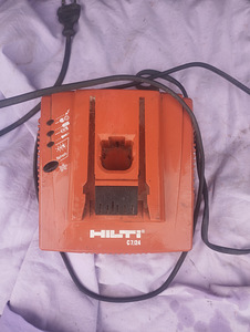 Hilti C7/24 Зарядное устройство (1 фото из 1)