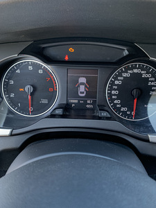 Audi a4 2011 1.88/88kw (2 foto / 9)