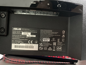 Монитор Asus Tuf Gaming (4 фото из 5)