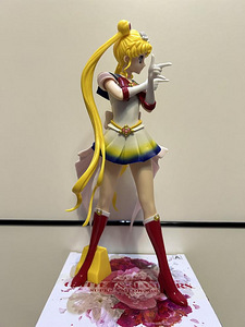 Фигурка Sailor Moon (3 фото из 6)