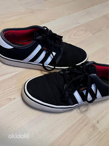 Adidas tossud