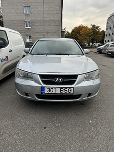 Продажа автомобиля (1 фото из 5)