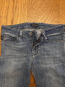 Emporio Armani 12a (2 фото из 4)