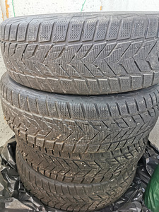 Комплект резины Vredestein Wintrac Xtreme S 225/65 r17 102H (1 фото из 4)