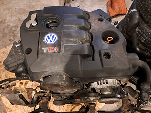 Двигатель VOLKSWAGEN AVF 1.9 TDI (3 фото из 3)