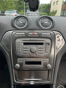 Ford mondeo 4. 1.8 tdci 92kw (7 foto / 14)