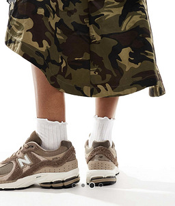 New balance M2002RAY in brown 40 EU/ 7 US/ 25 CM (2 foto / 8)