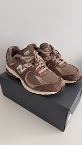 New balance M2002RAY in brown 40 EU/ 7 US/ 25 CM (4 foto / 8)