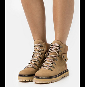 See by Chloe saapad Camel EU 39 (1 foto / 10)