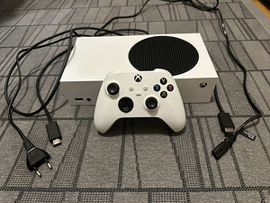 Microsoft Xbox Series S All-Digital, 512GB (1 foto / 5)