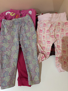 Müüa guess bodyd, dressikad, retuusid ja Elsi müts ja sall k (4 foto / 9)