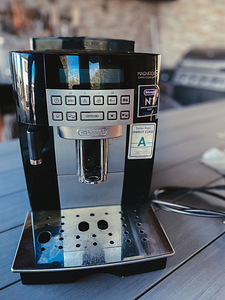 Automaatne kohvimasin DeLonghi Magnifica S Cappuccino (2 foto / 3)