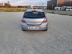 Opel Astra 1.4l 2007 (3 foto / 8)
