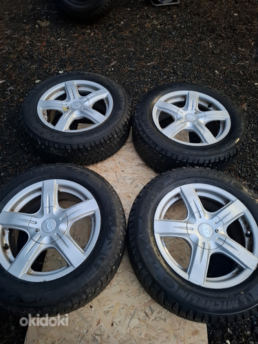 15" литые диски с шипованными шинами Michelin 5x100, 4x114.3, 4x100