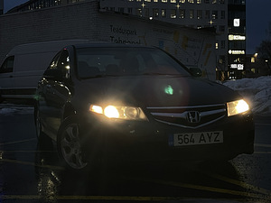 Honda Accord 2.2 103kW (1 foto / 8)