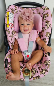 Cybex turvahäll + isofix alus Jeremy Scott Cherub (1 foto / 2)